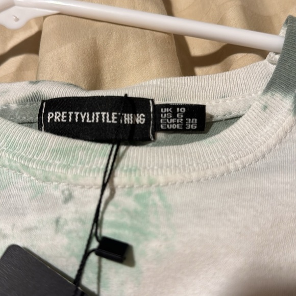 NWT Pretty Little thing US size 6 tie dye dress - Picture 6 of 6